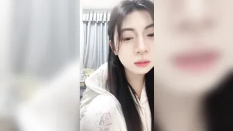 极品巨乳妹子被精神小伙疯狂干