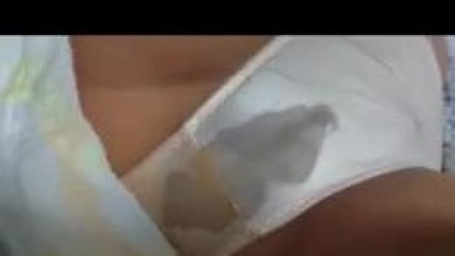  パンティ潮吹きオナニー（3） 